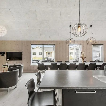 Stunning Home In Vejby With Sauna Prázdninový dům *
