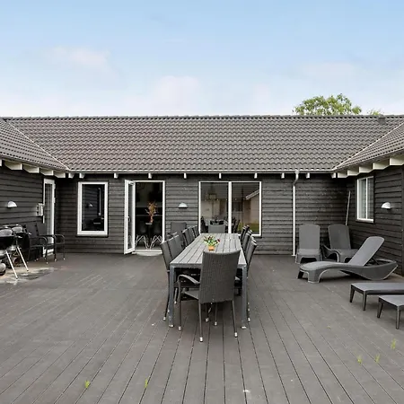 Beautiful In With Indoor Swimming Pool * Vejby